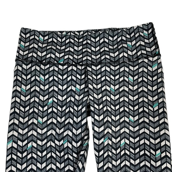 alo Yoga Airbrushed Chevron Arrow Full Length Legging - Picture 6 of 12